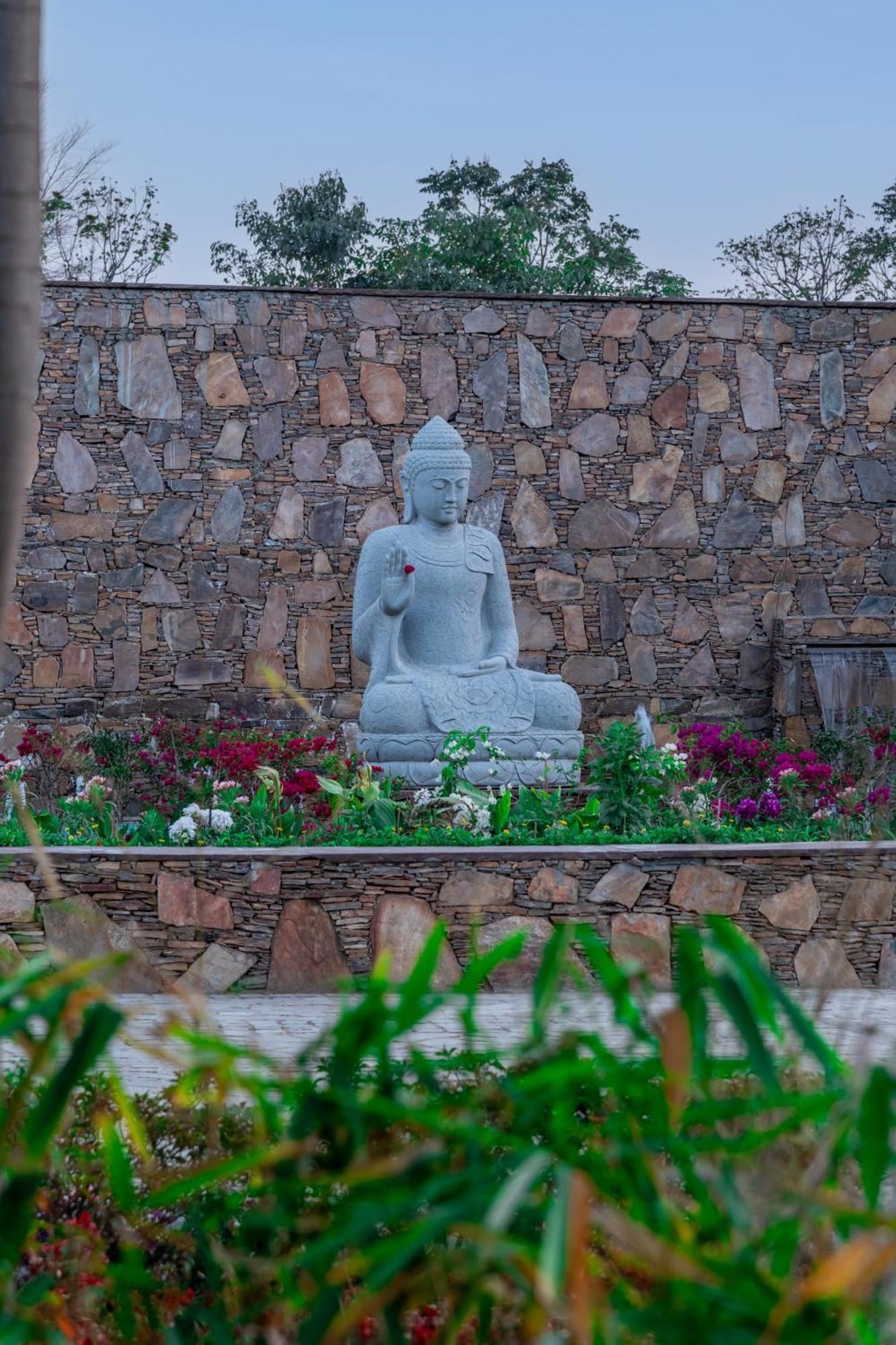 Ananta Spa & Resort ชัยปุระ ภายนอก รูปภาพ