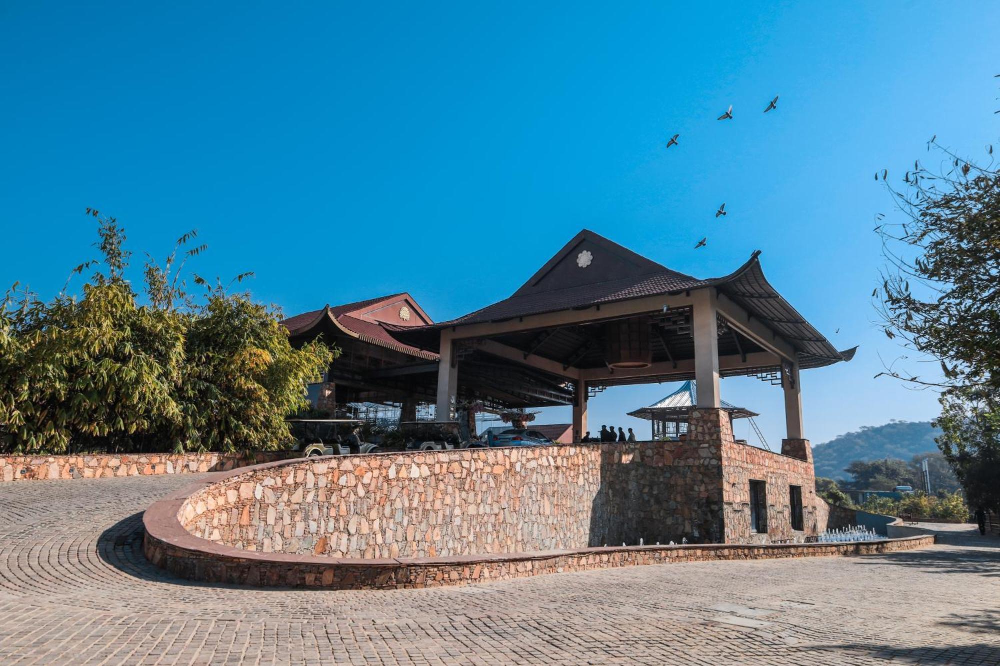 Ananta Spa & Resort ชัยปุระ ภายนอก รูปภาพ